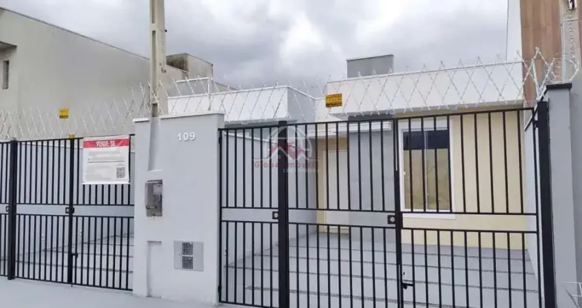 Casa para Venda em Pindamonhangaba, Residencial E Comercial Portal Dos Eucaliptos, 2 dormitórios, 1 suíte, 2 banheiros, 2 vagas