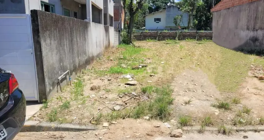 Terreno à venda no Rio Escuro, Ubatuba 