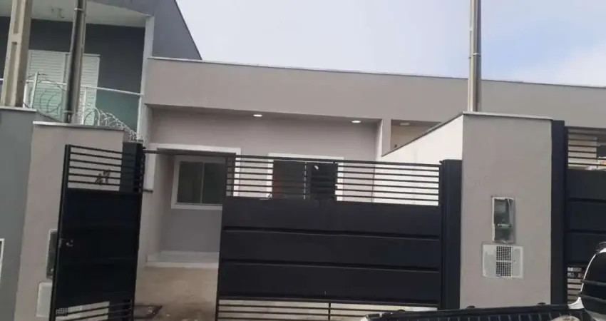 Casa para Venda em Taubaté, Residencial Estoril, 2 dormitórios, 1 suíte, 2 banheiros, 2 vagas
