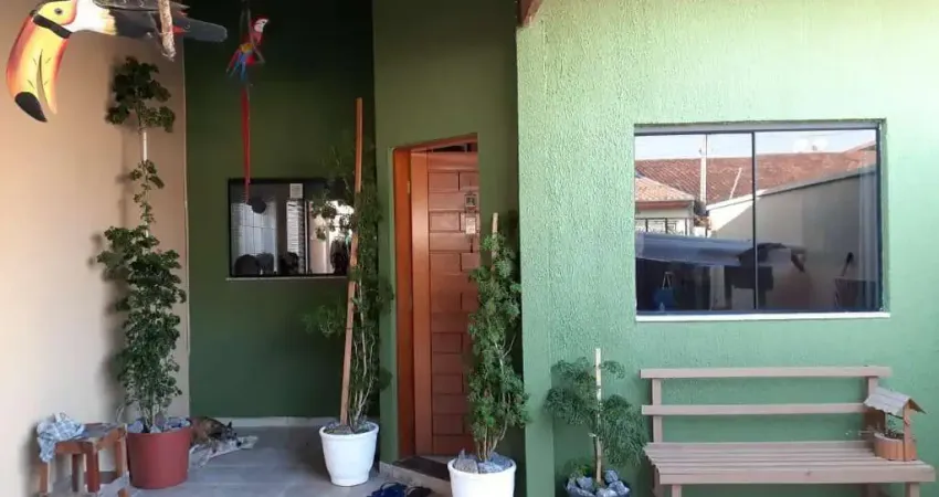 Casa para Venda em Tremembé, Loteamento Residencial Itamambuca, 2 dormitórios, 1 suíte, 2 banheiros, 2 vagas