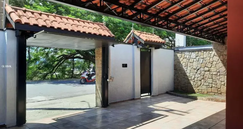 Casa para Locação em Taubaté, Jardim Das Nações, 4 dormitórios, 2 suítes, 3 banheiros, 3 vagas