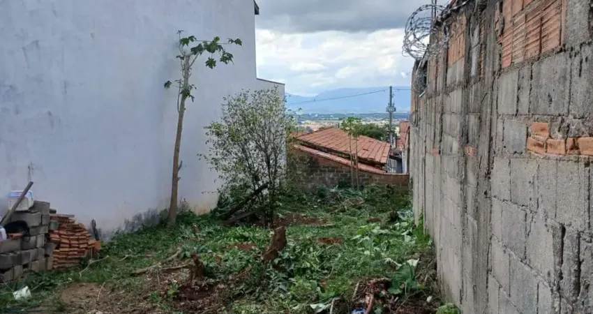 Terreno à venda no Jardim Sandra Maria, Taubaté 