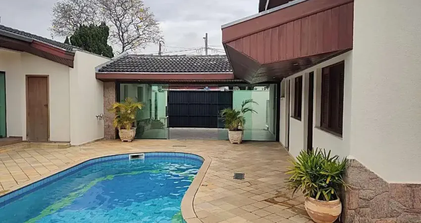 Casa para Venda em Taubaté, Vila São Geraldo, 4 dormitórios, 3 suítes, 4 banheiros, 3 vagas