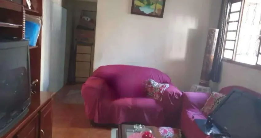 Casa para Venda em Taubaté, Estiva, 2 dormitórios, 1 banheiro, 1 vaga