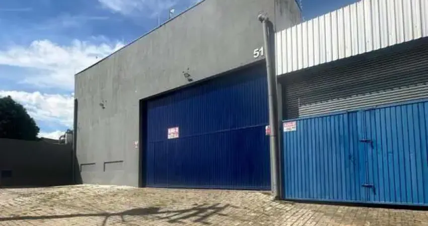 Galpão para locação em taubaté, loteamento quinta das frutas, 2 banheiros