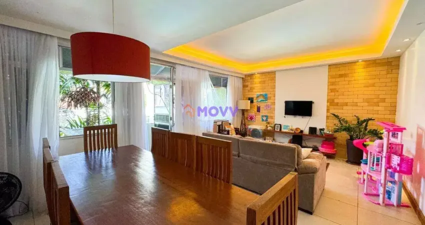 Casa triplex em condomínio para venda dentro do bairro de itacoatiara.