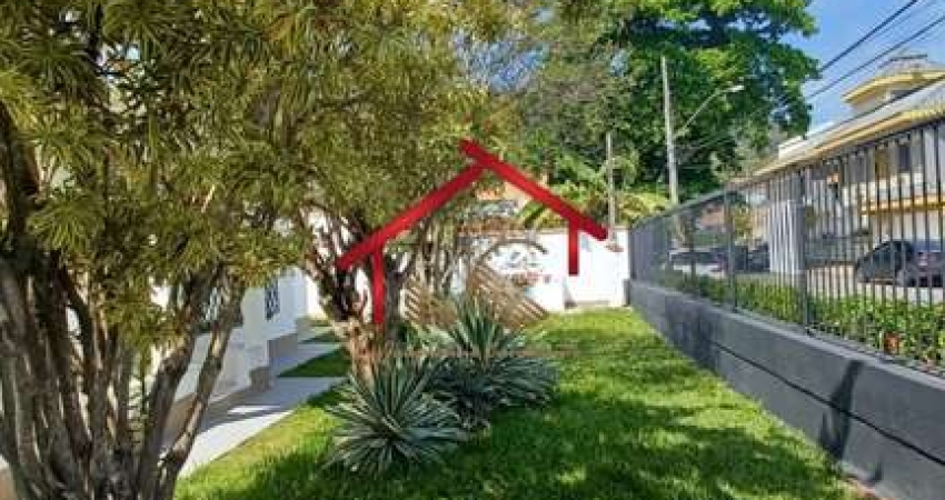 Casa com 3 quartos à venda na Rua Coronel Américo Froes, São Francisco, Niterói
