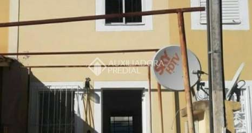 Casa com 2 quartos à venda na Rua Marcírio da Silva Barbosa, 130, Vila Operária, Porto Alegre