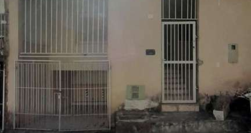 Casa térrea 90 m² de 2 dormitórios e 1 vaga.