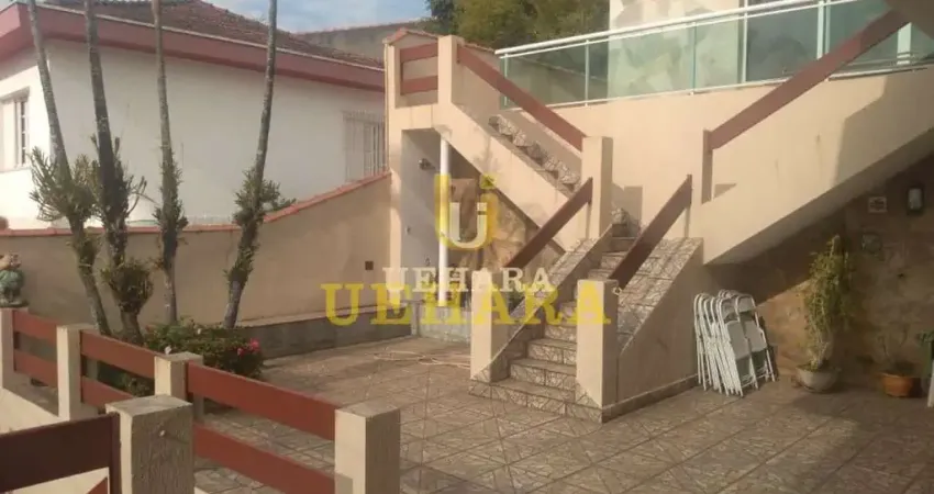 Linda casa de 283m², próximo da estação de trem de Caieiras!!