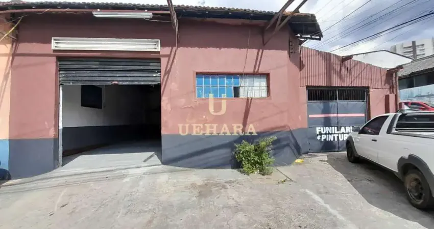 Salão comercial de 150 m² próximo da Av Engenheiro Caetano Álvares.