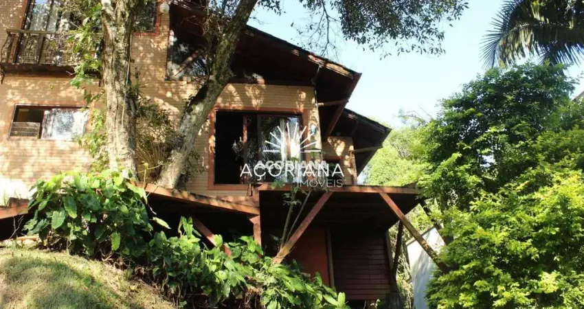 Casa com 2 quartos à venda na Servidão Aparício Sinfronio Pereira, 200, Rio Tavares, Florianópolis