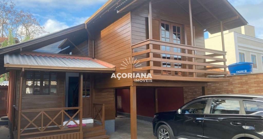 Casa com 2 quartos para alugar na Servidão Dunas da Joaquina, 345, Rio Tavares, Florianópolis
