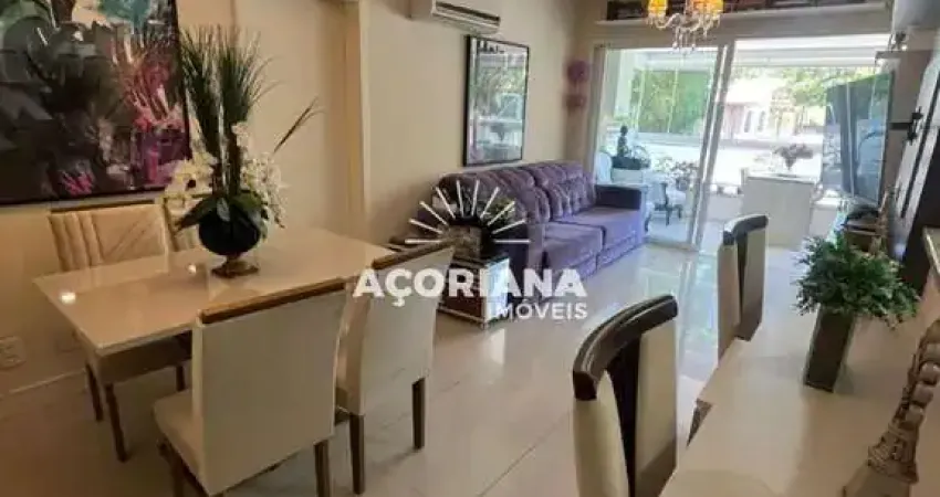 Apartamento 2 Dormitórios | pé na areia no Campeche!