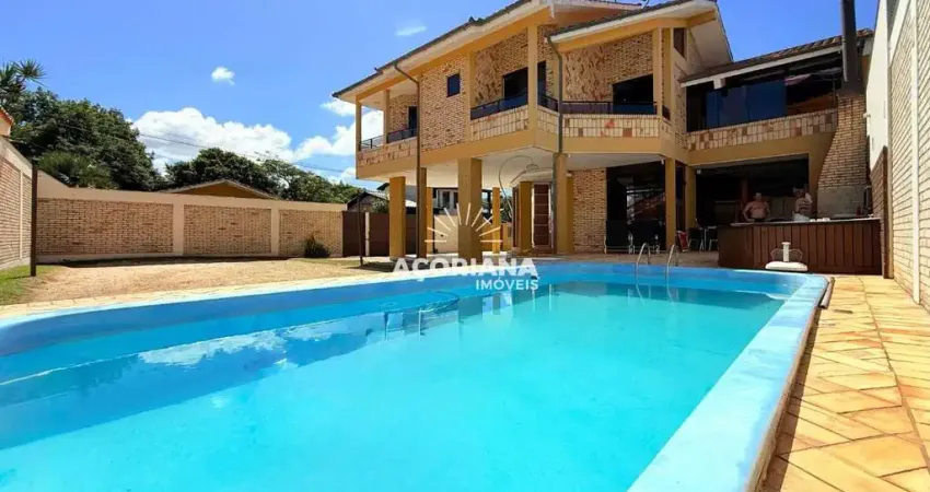 Casa dos Sonhos com Área de Lazer Completa Florianópolis