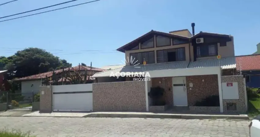 Casa com 5 quartos à venda na Rua Professor Emanoel Paulo Peluso, 269, Campeche, Florianópolis