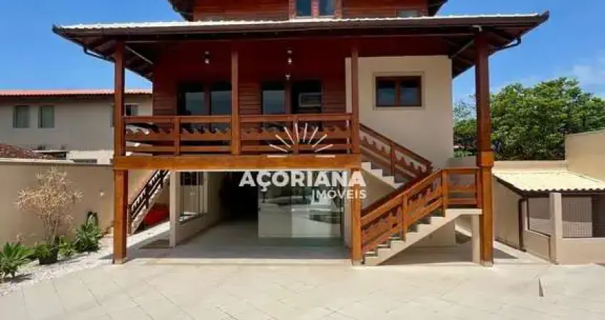 Casa com 3 quartos à venda na Rua Jardim dos Eucaliptos, 1973, Campeche, Florianópolis