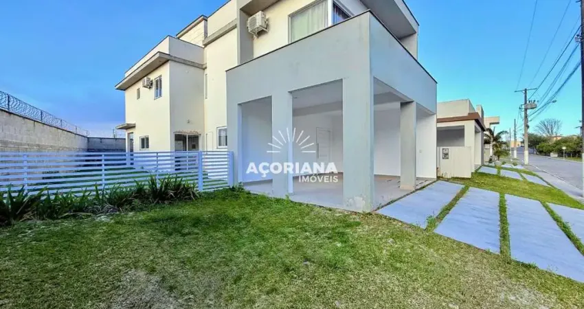 Casa em condomínio fechado com 3 quartos à venda na Rua do Gramal, 312, Campeche, Florianópolis