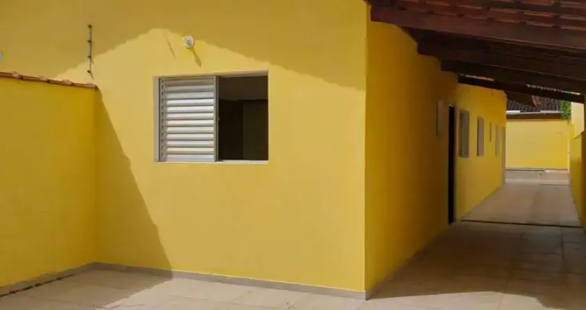 Casa 2 dormitórios para Venda em Mongaguá / SP no bairro Vila Seabra