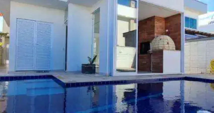 Casa Alto Padrão para Venda em Itanhaém / SP no bairro Jardim Guacyra