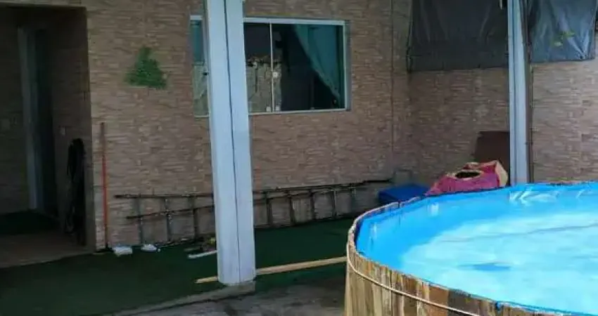 Sobrado com 2 dormitórios, sendo 2 suítes no Gaivota em Itanhaém / SP