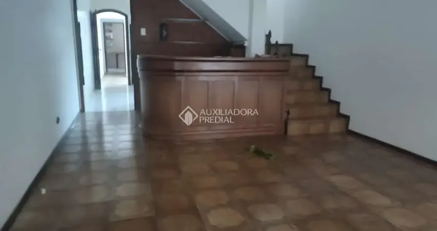 Casa com 3 quartos à venda na Rua São Geraldo, 36, Vila Scarpelli, Santo André