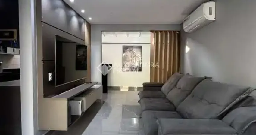 Casa em condomínio fechado com 3 quartos à venda na Rua Ibatiba, 235, Vila Metalúrgica, Santo André