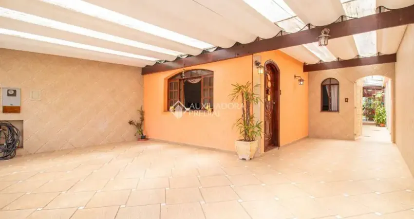 Casa com 3 quartos à venda na Rua Praga, 100, Vila Metalúrgica, Santo André