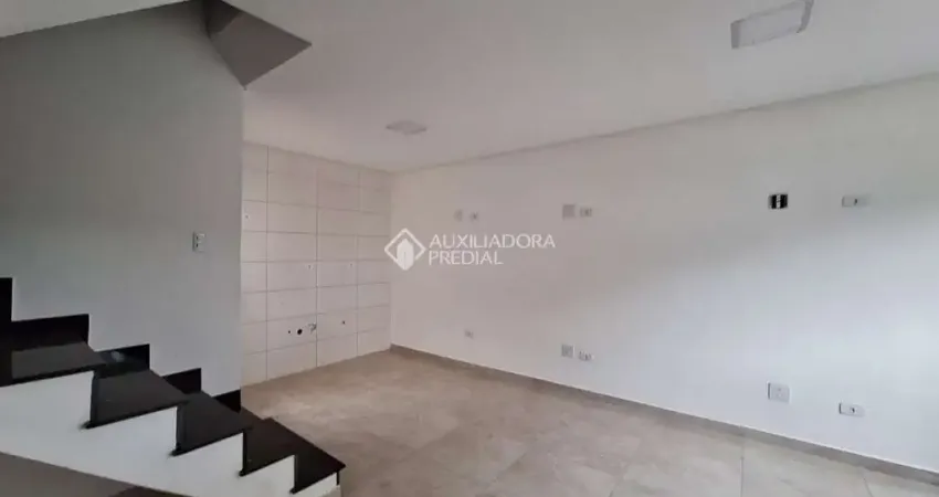 Casa com 2 quartos à venda na Rua Genebra, 38, Parque Novo Oratório, Santo André