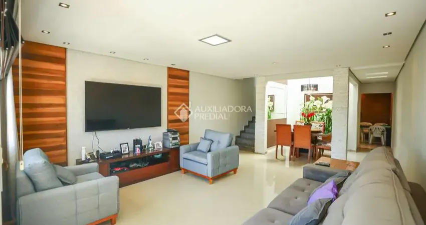 Casa em condomínio fechado com 3 quartos à venda na Rua Pérsia, 310, Vila Marte, São Paulo