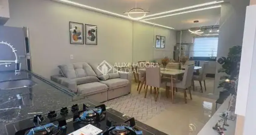 Casa com 2 quartos à venda na Farsália, 276, Jardim das Maravilhas, Santo André