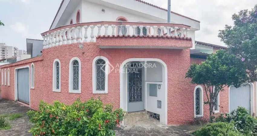 Casa com 3 quartos à venda na Pinheiro Machado, 7, Vila Scarpelli, Santo André