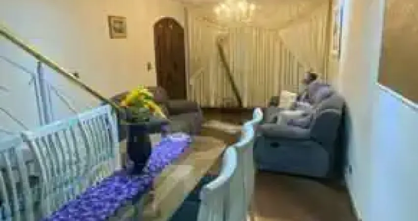 Casa para venda com 3 dormitórios na Penha de França, SP - 02 vagas