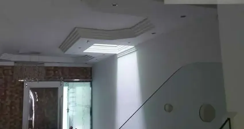 Sobrado FRONTAL para alugar em Vila Marieta, Sao Paulo/SP