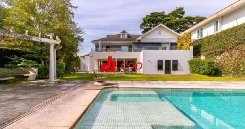 Sobrado a venda Brooklin Velho, com 5 suítes,4 salas,6 banheiros,4 vagas, terreno de 1.000 área construída de 700m²