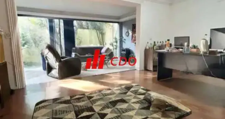 Horto do Ype casa em Condomínio a venda SP - com 3 quartos, sendo 1 suíte, 3 salas, 4 banheiros, 3 vagas, 220m². Venha conhecer!