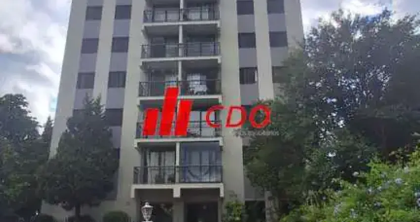 Apartamento à venda no Morumbi Sul Tower reformado, com 2 dormitórios com armários, 2 salas com sacada,1 banheiro e 1 vaga de garagem - São Paulo-SP!