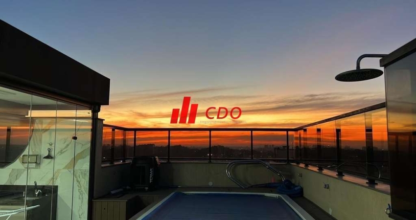 Cobertura Duplex Reformada à venda Taboão da Serra-3 dormitórios,3 salas, 3 banheiros piscina, churrasqueira 2vagas, 150m² no Jardim Maria Rosa.