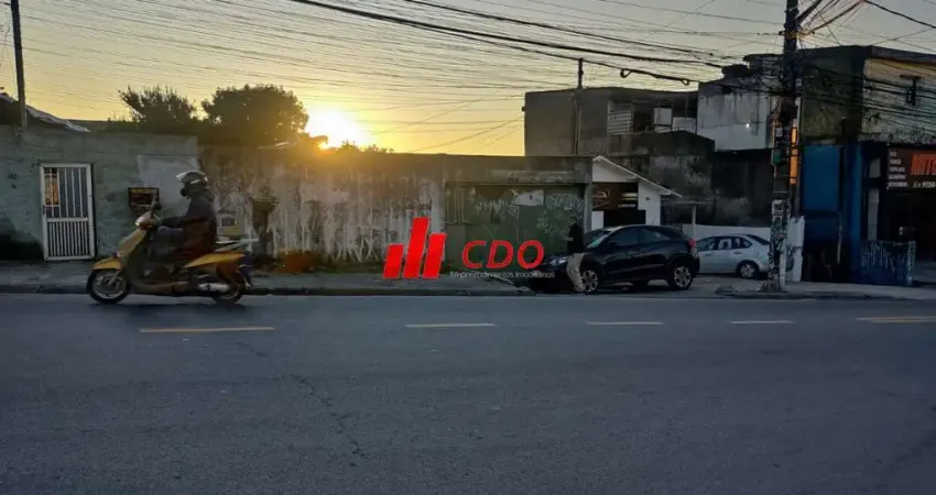 Terreno Comercial à Venda em Taboão da Serra-SP no Bairro Parque Pinheiros com 10 x 28.5= 282,00 m² de Área bom para montar uma academia,