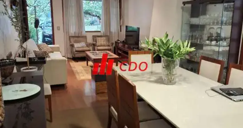 Sobrado em condomínio, com 3 dormitórios 3 salas 2 vagas,157 m²