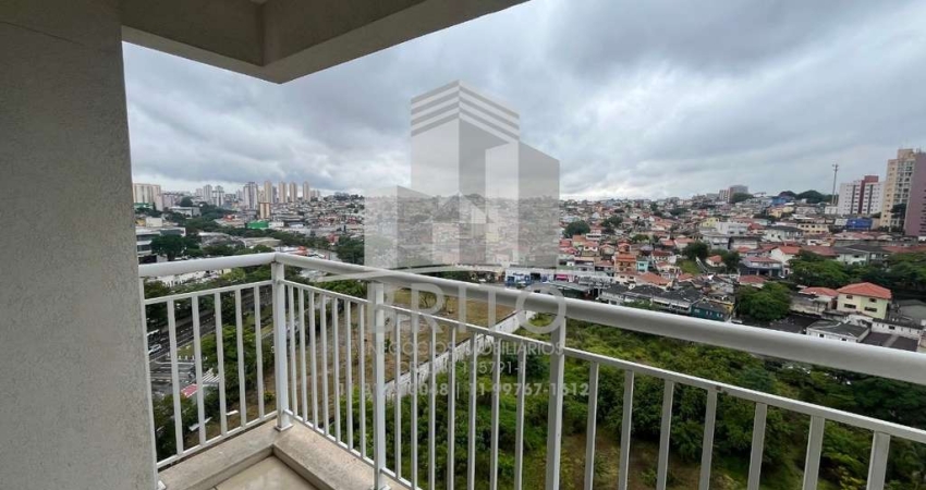 Apartamento à venda em frente a Fundação Bradesco. Andar alto, 01 vaga, 01 dormitório com armário planejado, sala ampla com varanda e vista livre