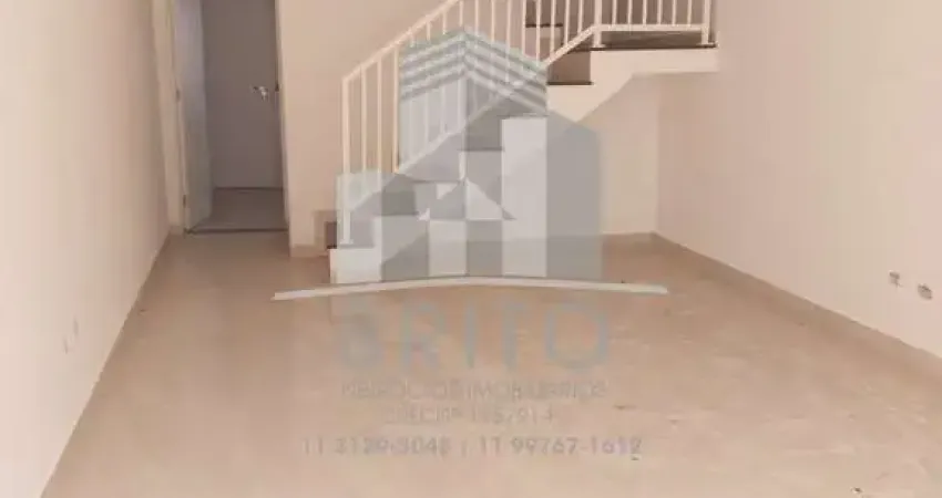 Sobrado à venda no Jardim Esmeralda Com  02 suítes elegantes, 01 sala ampla e arejada, Lavanderia, 02 vagas de garagem