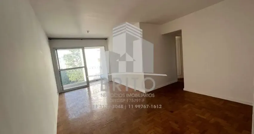 Apartamento com 03 dormitórios, sendo 01 suíte, 02 vagas de garagem, vista panorâmica e andar alto.