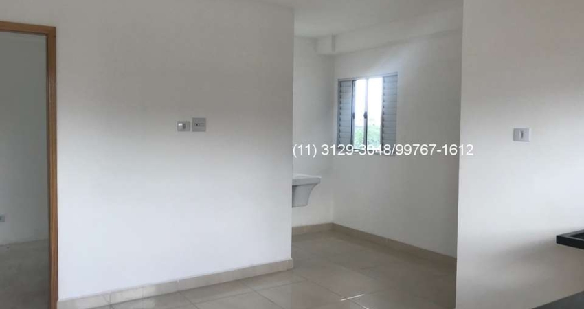 Apartamento novo na Vila Nova York, próximo ao Shopping Aricanduva. Bem iluminado e arejado, fino acabamento, churrasqueira e salão de festas