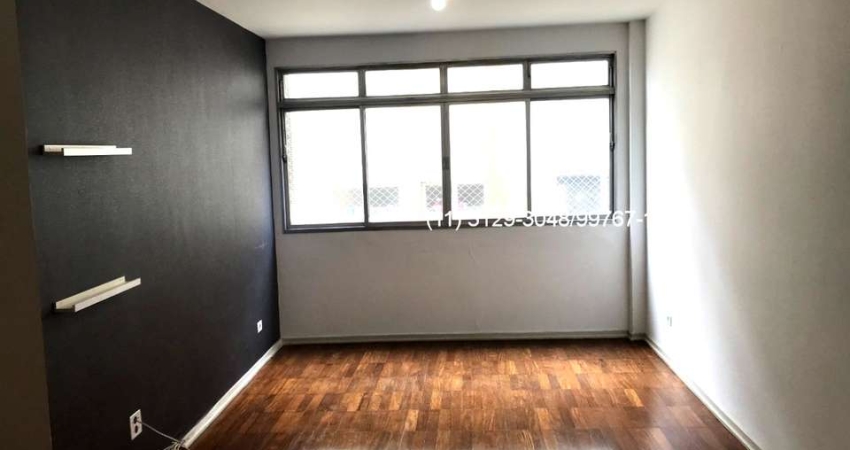 Belíssimo apartamento em Higienópolis próximo ao Mackenzie com 02 dormitórios, 01 vaga de garagem, andar alto e todo reformado