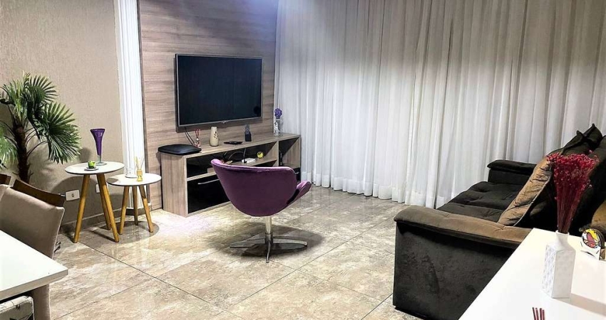 Apartamento com 02 dormitorios, sala para 02 ambientes, cozinha planejada, 02 banheiros e 01 vaga