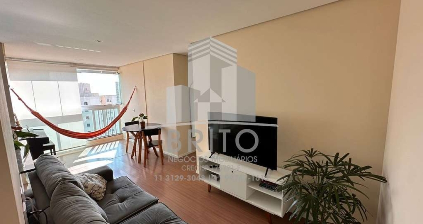 Apartamento 02 dormitórios sendo 01 suíte, sala, cozinha, 02 banheiros e 01 vaga.