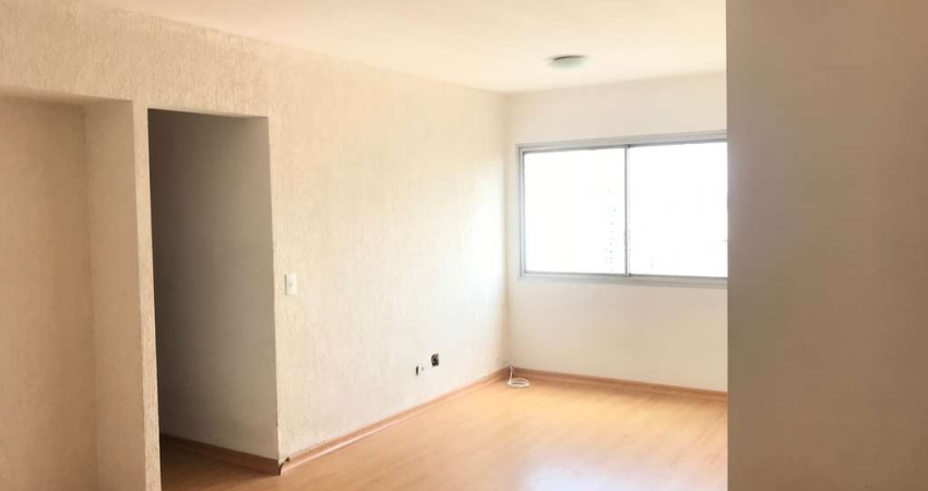 Belíssimo apartamento com 96 metros quadrados, 03 dormitórios, sendo 01 suíte, andar alto, 01 vaga fixa, lazer com piscina, churrasqueira