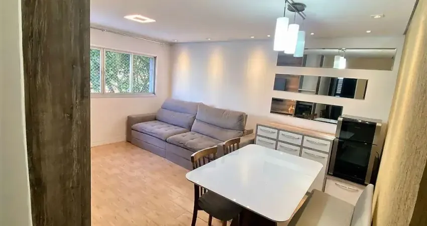Apartamento 02 dormitórios, sala para 02 ambientes, cozinha planejada, 02 banheiros e 01 vaga de garagem.