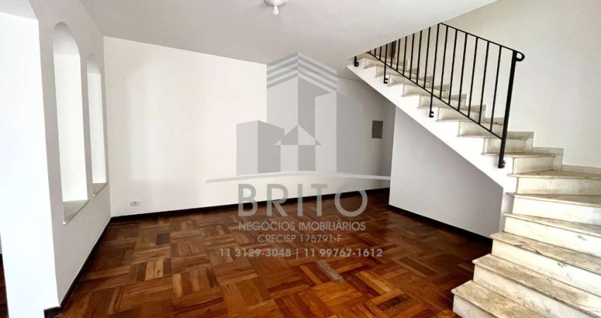 Oportunidade! Casa à venda com 3 quartos, 1 suite, 3 salas, 2 banheiros, 2 vagas de garagem, 250,00 m² no Jardim das Vertentes, SP.